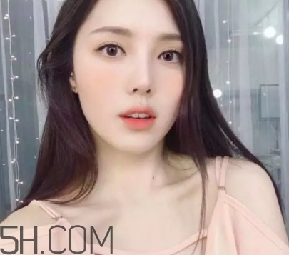 奶油杏是什么顏色？奶油杏色口紅試色