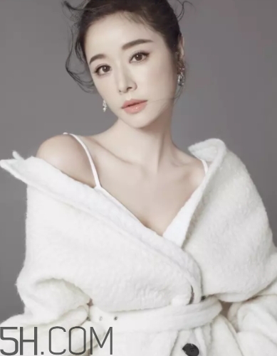 奶油杏色口紅適合什么人？奶油杏子色口紅適合黃皮嗎？