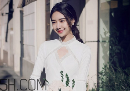 口紅到底應(yīng)該怎么涂？吻唇妝具體畫法