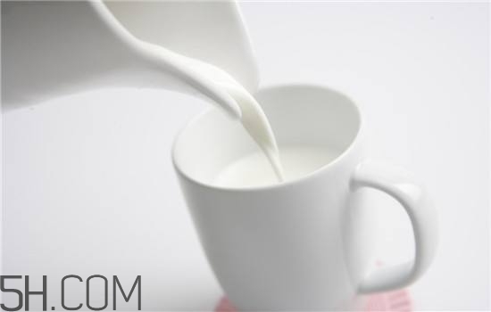 牛奶護(hù)膚有什么竅門？牛奶護(hù)膚的竅門有哪些？