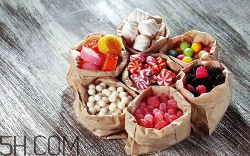 愛長痘吃什么食物好？愛長痘的食物禁忌有哪些？