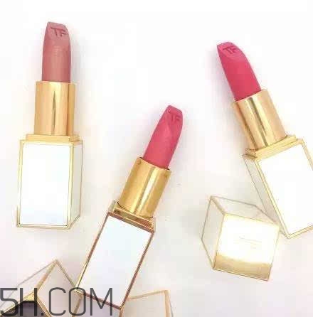 涂口紅前用bb打底可以嗎？最近比較火的口紅品牌有哪些？