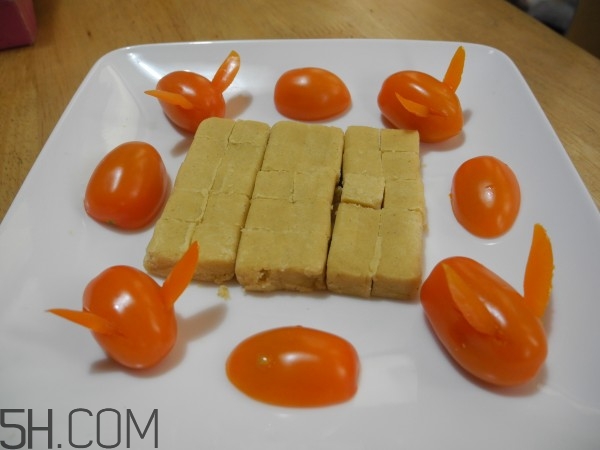 綠豆糕和香蕉能一起吃嗎？吃了綠豆糕還能吃香蕉嗎？