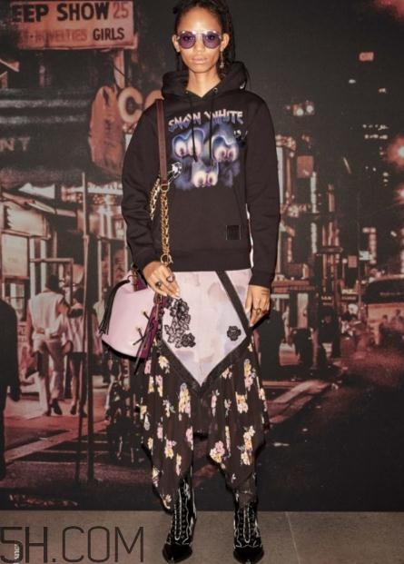 coach2018早秋服裝系列好看嗎_有哪些款式？