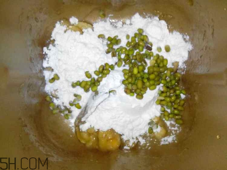 綠豆糕和香蕉能一起吃嗎？吃了綠豆糕還能吃香蕉嗎？