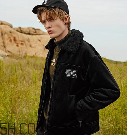 馬克華菲衣服貴嗎？馬克華菲的衣服多少錢？