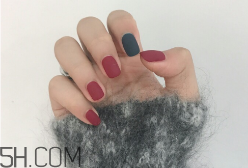 做磨砂美甲多少錢(qián)？卡通人物美甲教程步驟