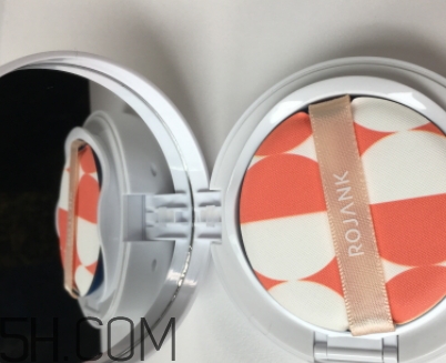 rojank茹妝這個牌子怎么樣？茹妝化妝品好用嗎？