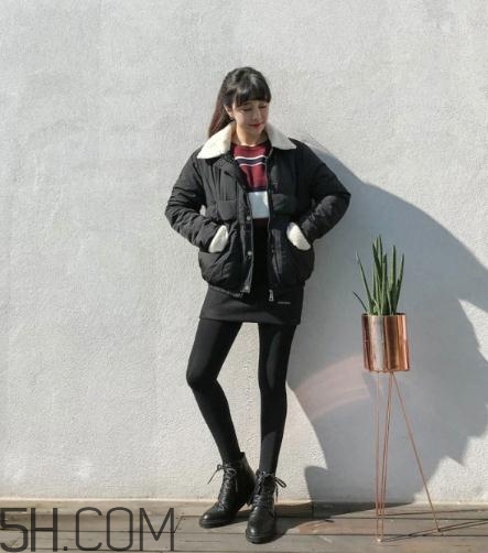 棉服搭配短裙好看嗎？棉襖搭配短裙圖片