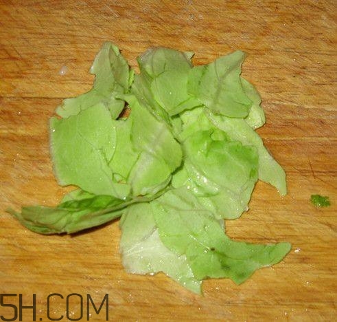 畸形果蔬營養(yǎng)價值更高？畸形果蔬是什么原因引起的？