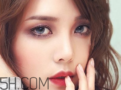 紋眉后需要多次補(bǔ)色嗎？哺乳期能紋眉嗎？
