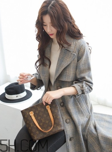 2018流行什么衣服？2018流行衣服搭配