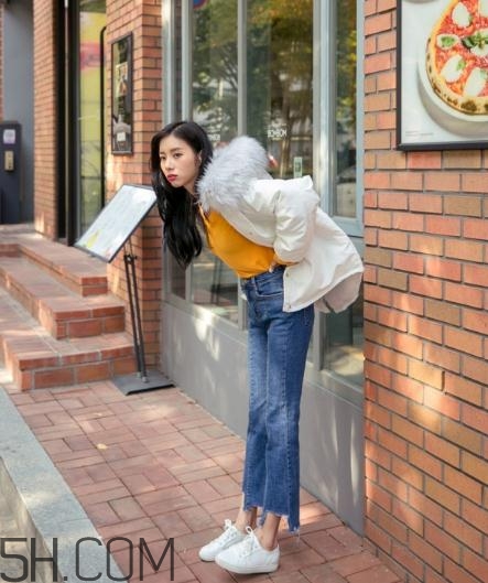 棉襖配牛仔褲好看嗎？棉服搭配牛仔褲圖片