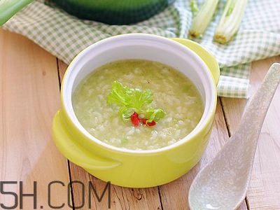 吃什么會導(dǎo)致頭痛？緩解頭痛的方法有哪些？