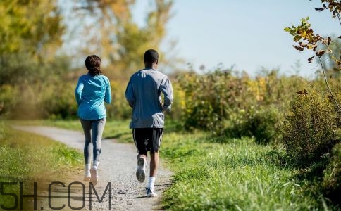 慢跑堅持多久才能減肥？慢跑的減肥效果如何？