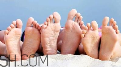 腳氣可以用酒精消毒嗎？腳氣可以用碘伏消毒嗎？