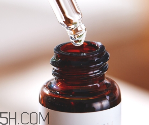 刷酸后皮膚要怎么修復？臉刷酸過度怎么修復