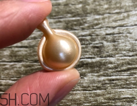 雅頓金膠適合什么膚質(zhì)？雅頓金膠適合油皮和混油皮嗎？