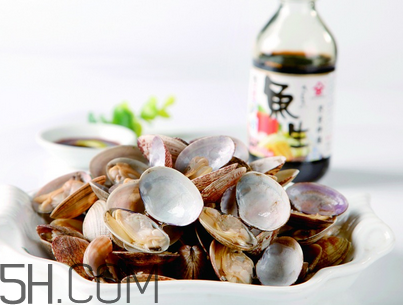 花甲需要焯水嗎？吃花甲不能吃什么？