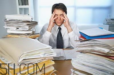 什么樣的人會得焦慮癥？焦慮癥如果不治會好嗎？