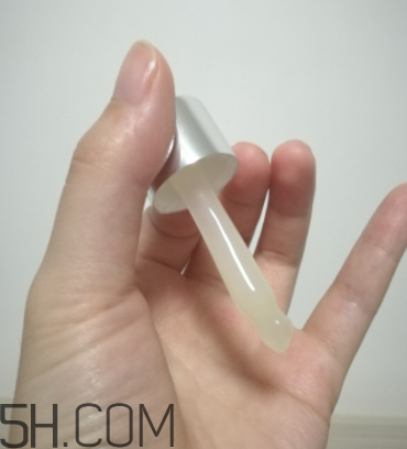 歐詩(shī)漫彈力眼霜含激素嗎？歐詩(shī)漫彈力眼霜適合孕婦嗎