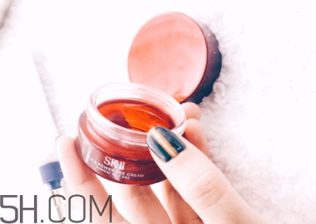 百優(yōu)眼霜和sk2眼霜哪個(gè)好？百優(yōu)眼霜和sk2眼霜對(duì)比