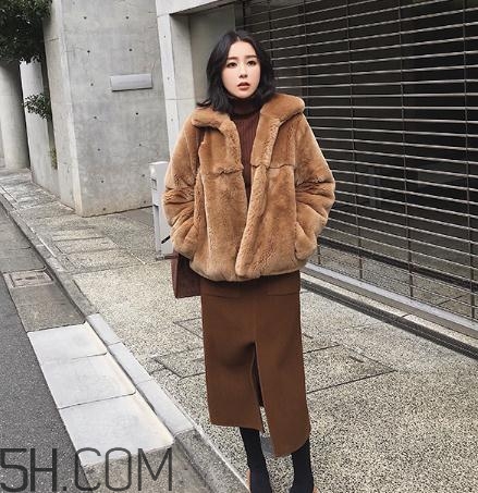 兔毛皮草掉毛嗎？兔毛皮草掉毛怎么處理？