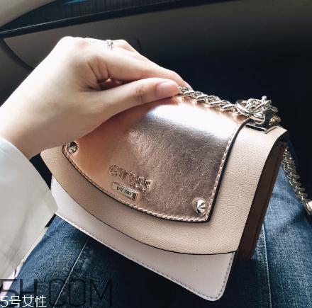 guess包包質(zhì)量怎么樣？guess包包是皮的嗎？