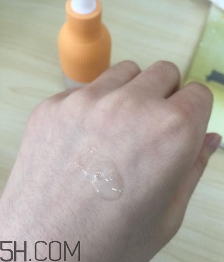 春紀(jì)咖啡緊致精華液好用嗎？春紀(jì)咖啡緊致精華液評(píng)測(cè)
