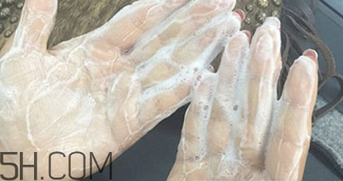 嘉娜寶酵素潔面粉怎么樣？嘉娜寶酵素潔面粉的副作用