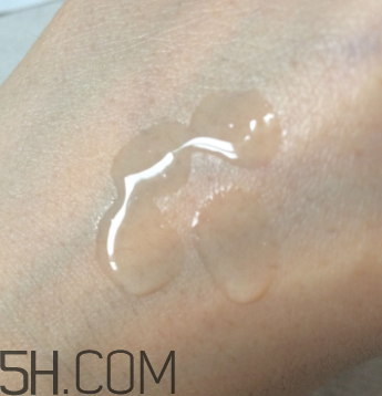 歐詩(shī)漫水氧瞬透水是爽膚水嗎？歐詩(shī)漫水氧瞬透水怎么用