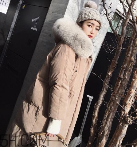 白鴨絨羽絨服保暖嗎？白鴨絨有味道怎么去味？