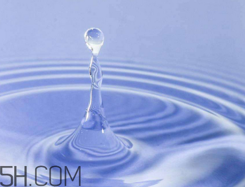 雙氧水會腐蝕銀耳釘嗎？雙氧水會腐蝕木板嗎？