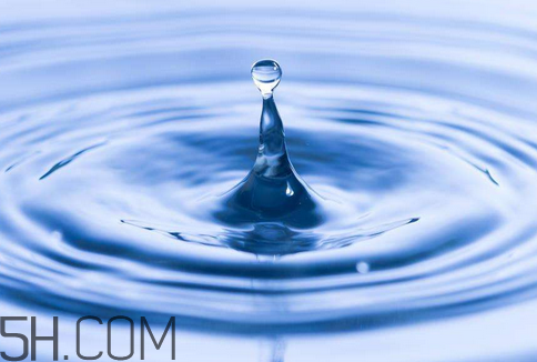 雙氧水會腐蝕銀耳釘嗎？雙氧水會腐蝕木板嗎？