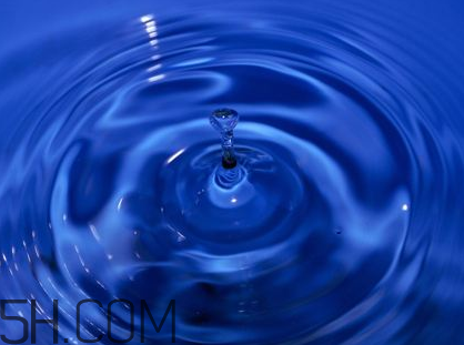 雙氧水能漱口嗎？雙氧水能喝嗎？