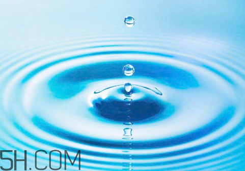 雙氧水能治牛皮癬嗎？雙氧水能去除血漬嗎？