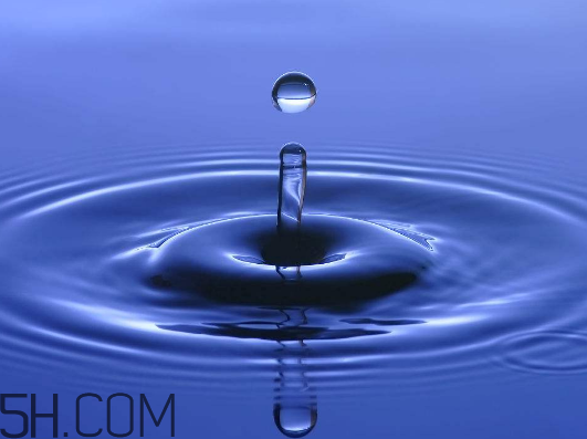 雙氧水能治牛皮癬嗎？雙氧水能去除血漬嗎？