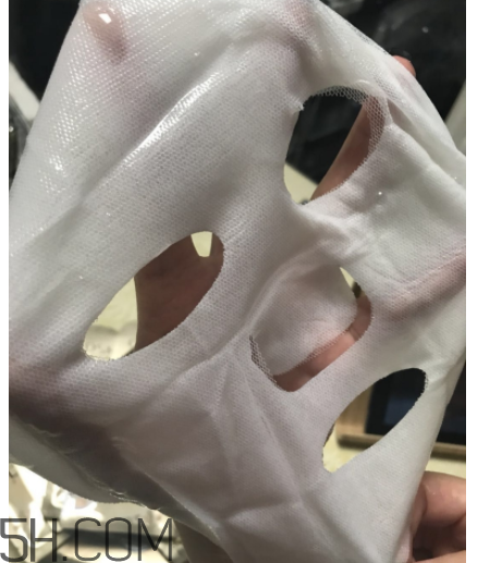 歐詩(shī)漫水光塑顏面膜什么作用？敷完要不要洗？
