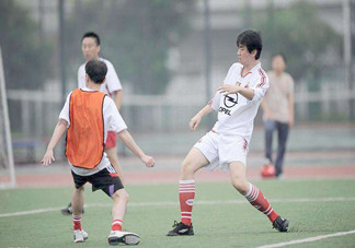 踢足球能長個嗎？踢足球能長高嗎？