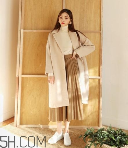 冬天穿裙子配什么鞋子？冬天穿裙子配什么鞋好看？