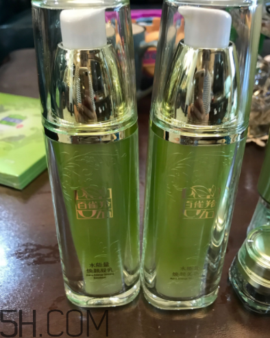 百雀羚水能量套盒適合油皮嗎？適合秋冬用嗎？