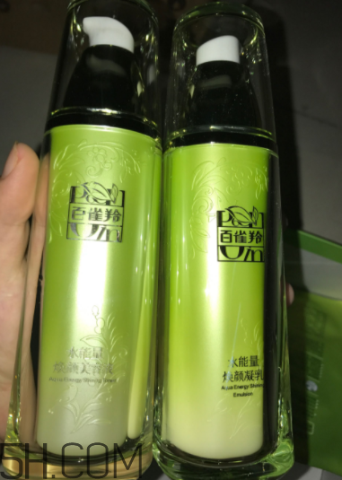百雀羚水能量套盒適合油皮嗎？適合秋冬用嗎？