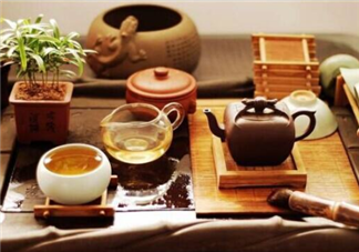 喝茶對牙齒好嗎？喝茶牙齒會變黃嗎？