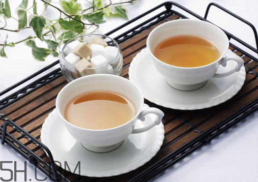 喝茶對(duì)牙齒好嗎？喝茶牙齒會(huì)變黃嗎？