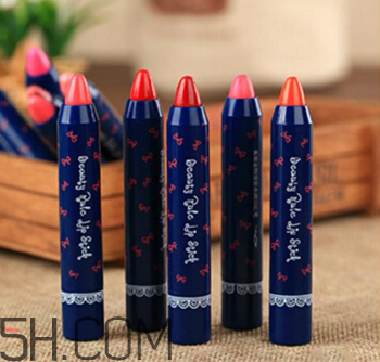 2018國產(chǎn)口紅哪個牌子好用？大牌口紅熱賣排行榜