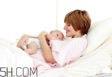 什么時候要考慮催生的問題？坐月子需要怎樣的環(huán)境比較好？