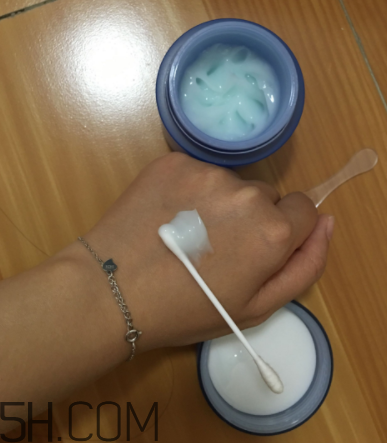 蘭芝睡眠面膜敷多長時間最好？使用心得