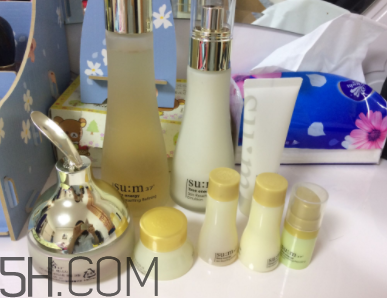 SUM37時(shí)光肌底套盒有什么？適合什么膚質(zhì)？