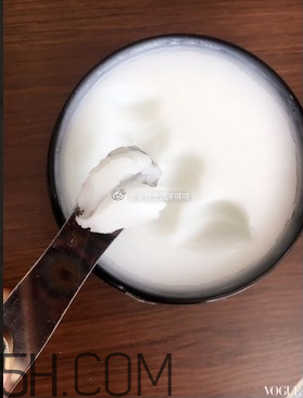 ysl名模肌密卸妝膏好用嗎？卸妝膏適合卸哪個(gè)部位？