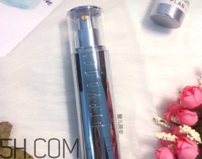 雅頓橘燦精華有幾款？雅頓橘燦精華和橘燦加強(qiáng)版精華區(qū)別